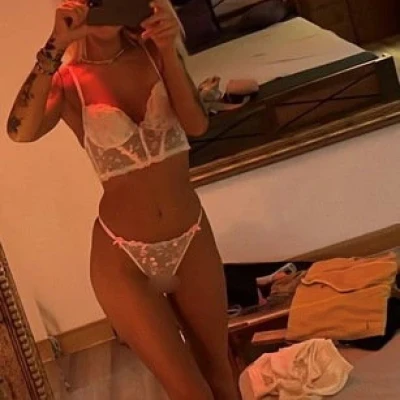 Alara, Escort, Freiburg