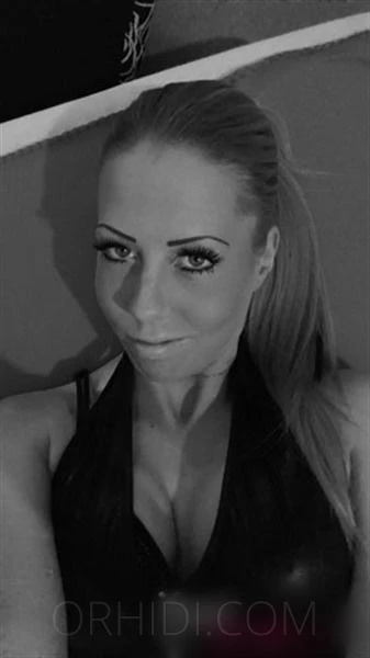 Sexy-Michelle — 16 / 20