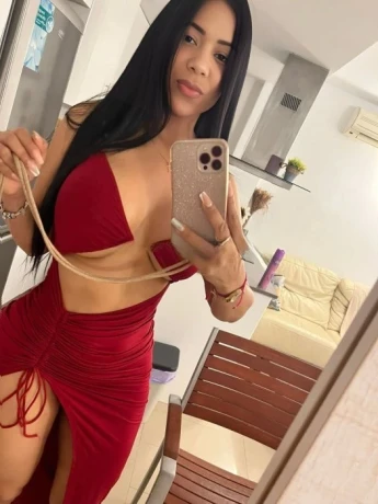 Fabiola Yacarta — 2 / 5