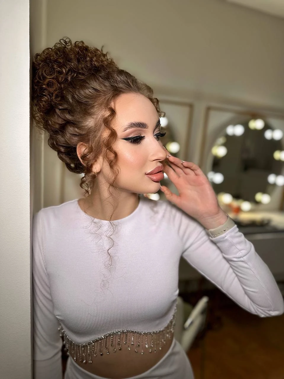 Лана — 10 / 15