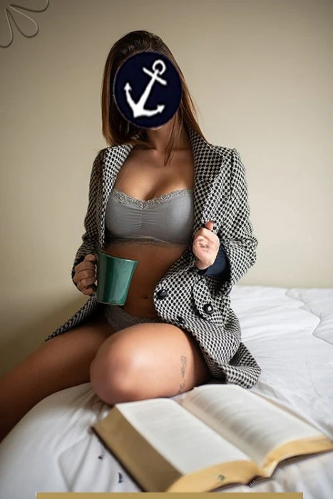 Emma — 2 / 6