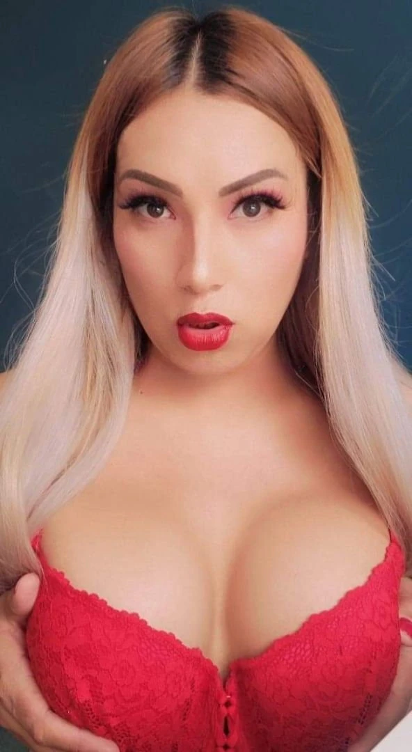 Ivana Diosa — 7 / 10