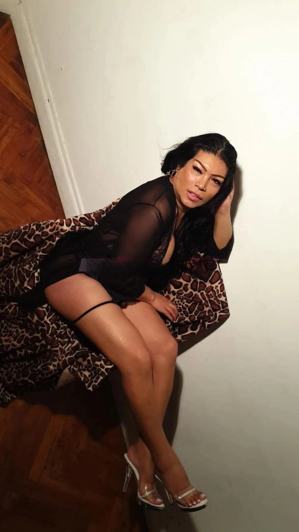 Anahi Jeune — 2 / 15