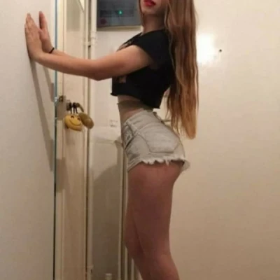 Xhesika, Escort, Athens