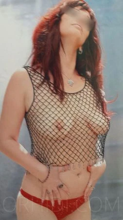Natalie — 3 / 6