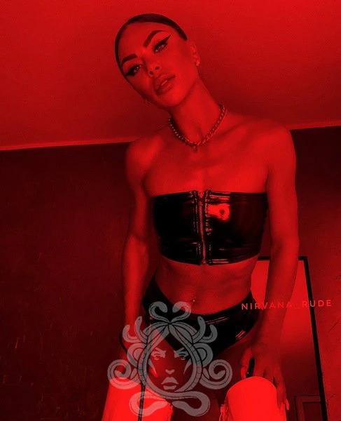 Domina Nirvana Rude Residenz Hekate, Escort, Karlsruhe
