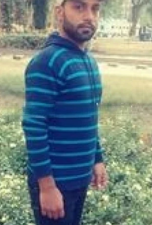 Junaid Akram — 1 / 3