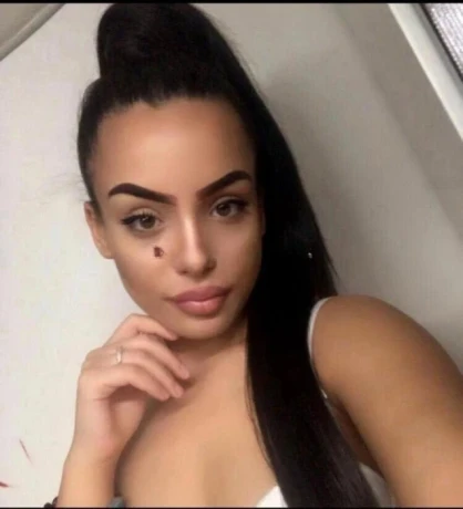 Andrea Beatrice — 4 / 6