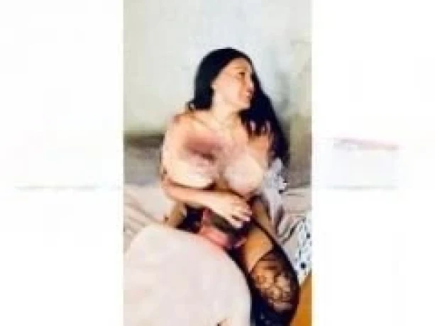 Naomi Oliveira — 8 / 12