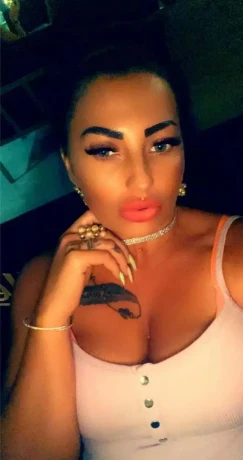 Escort Service Amsterdam — 2 / 3