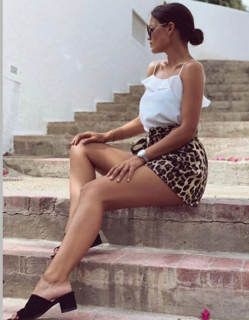 Jacqueline — 5 / 10