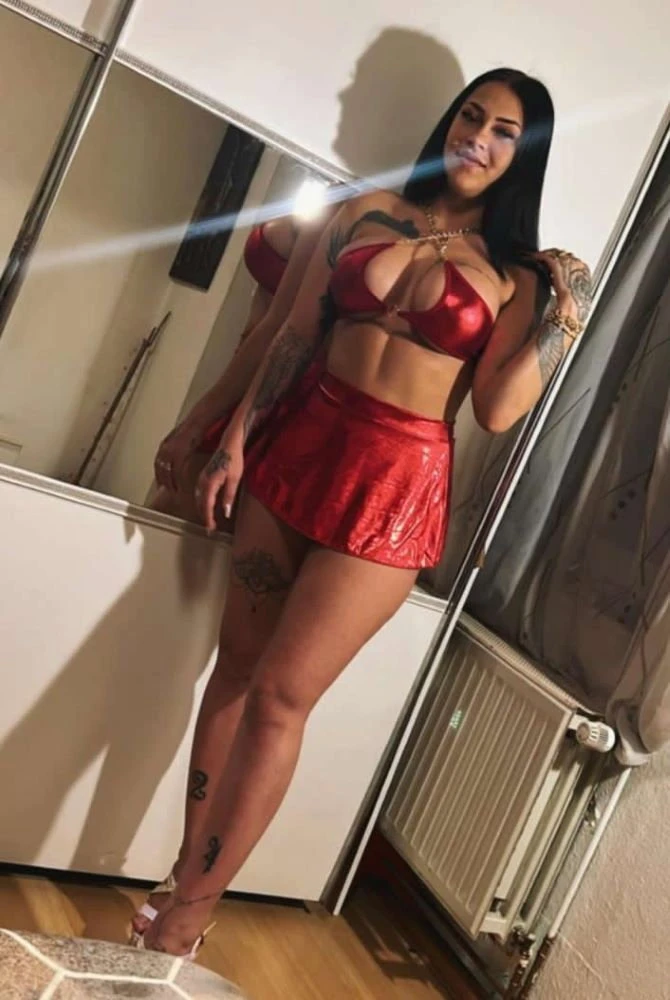 Giulia Gnadenlos Geil — 2 / 5