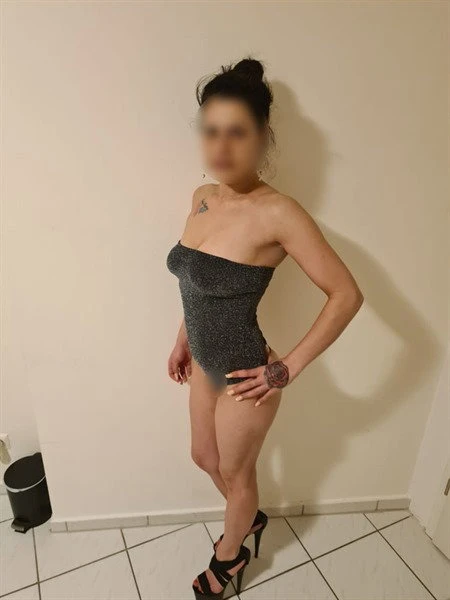 Adriana24 — 5 / 6