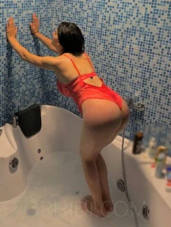 Sexy Anika — 5 / 7