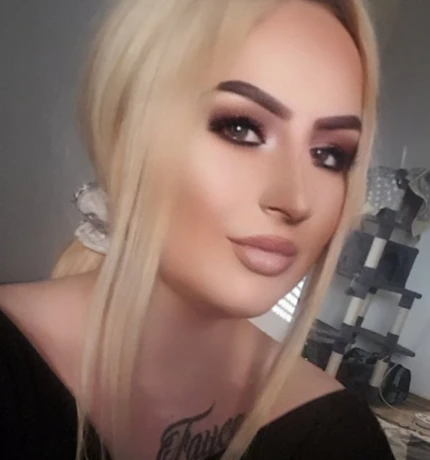 Nicole282 — 1 / 5