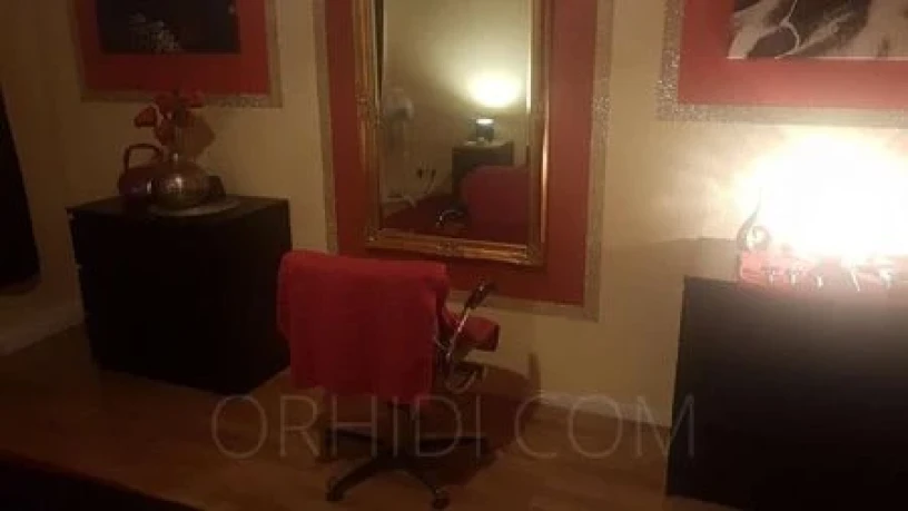 Bea Nacktfrisörin wieder da!! — 5 / 12