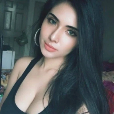 Eva, Escort, Umm Salal Muhammad