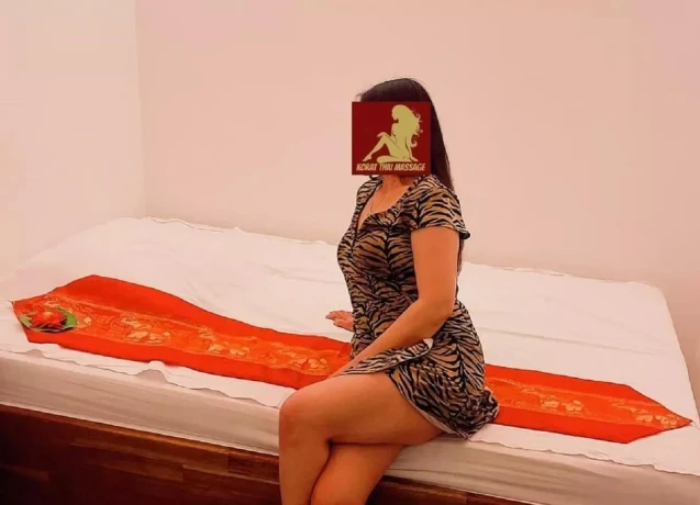 Zin In Een Erotische Thaise Massage Met Happy End — 6 / 7