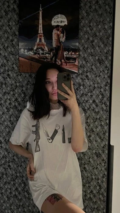 Bruna — 3 / 9