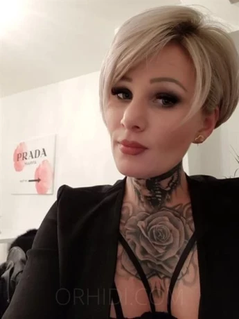 KIKI AUS FRANKEN — 1 / 3