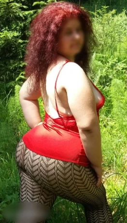 Anna 35j Intim Behaart — 7 / 9