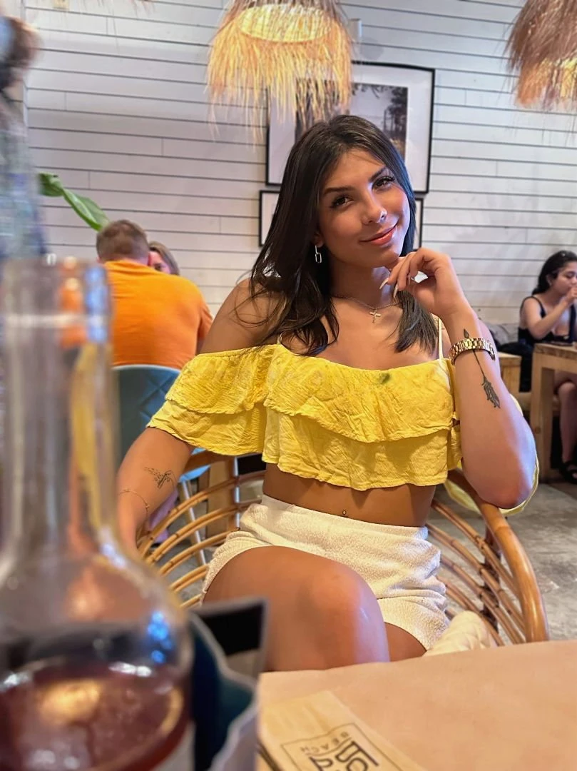 Emily — 5 / 12