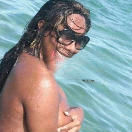 Luana Vendramini — 4 / 12