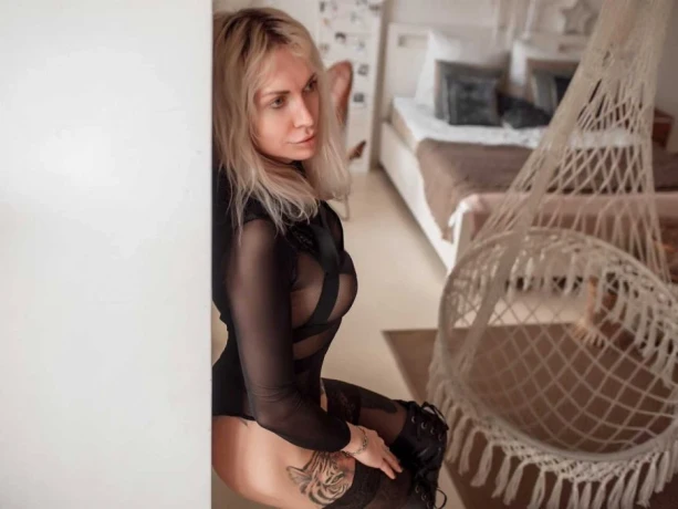 Eva Lynx Pornstar — 6 / 12