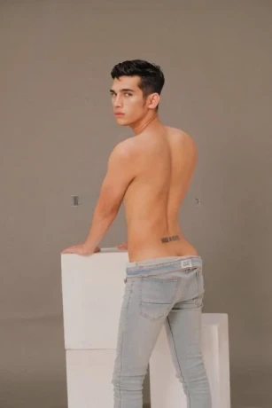 Noah Atthariq — 3 / 6