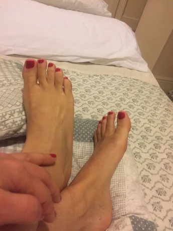 Caroline Massage — 15 / 17