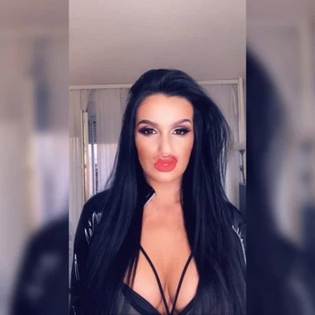 Jasmine Grant — 2 / 4