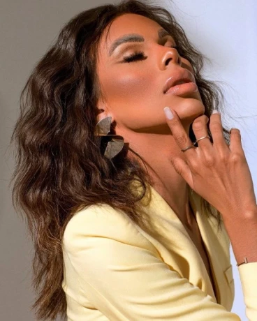 Brianna Ferrari — 4 / 12