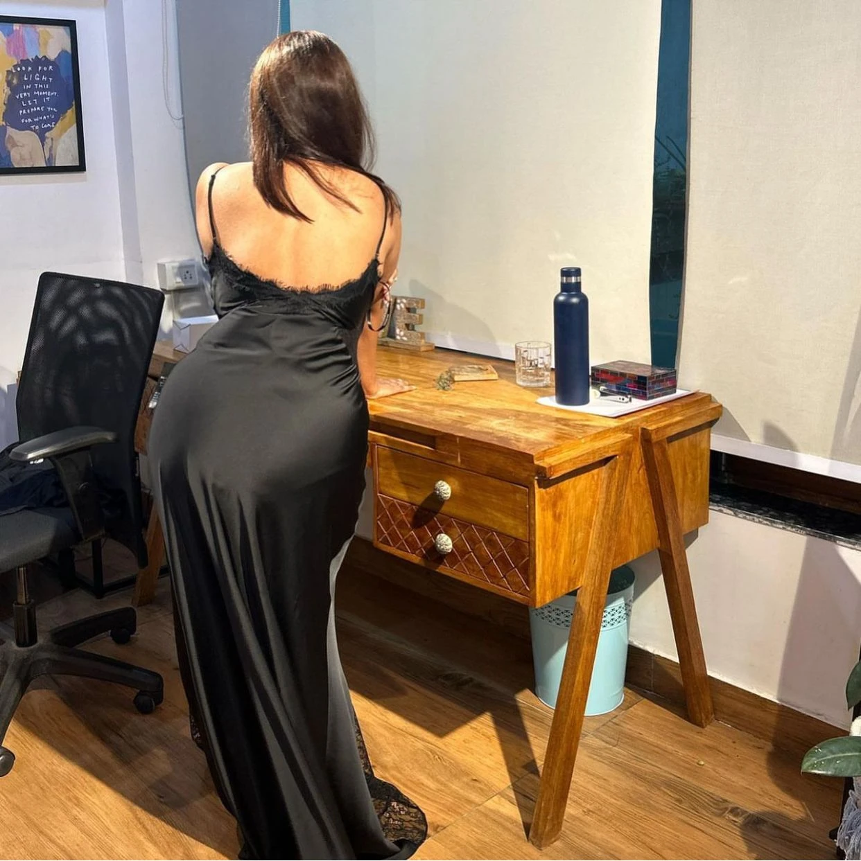 Kashish Pakistani Model — 2 / 4