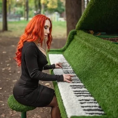 Mira Fox, Escort, Istanbul