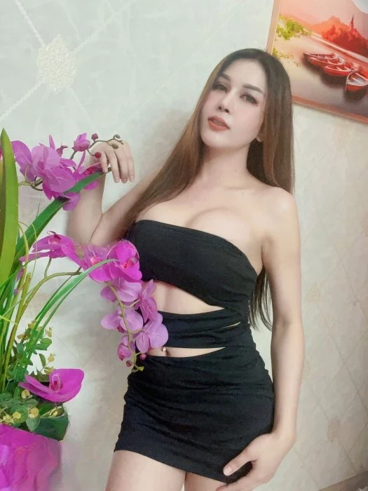 Lisa, Escort, Dubai