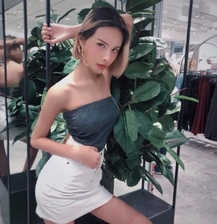 Michelle Empower — 2 / 9