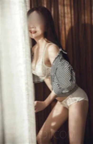 YUANYUAN, Escort, Koln