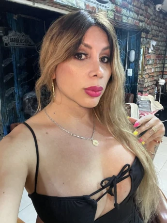 Karina Sterling — 9 / 12