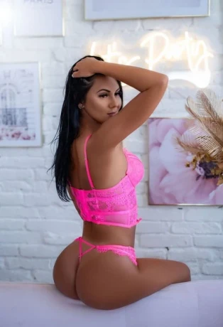 Lara De*p Th**at GANZ NEU — 6 / 13