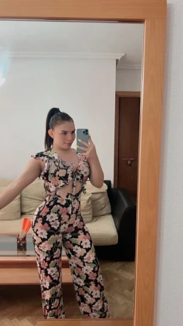 Daniella Camarena — 8 / 12