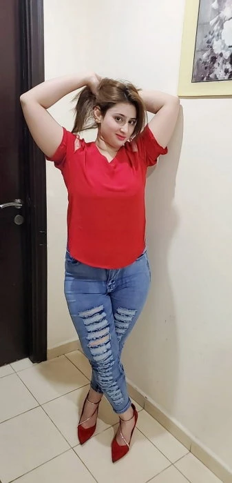 Namo, Escort, Dubai