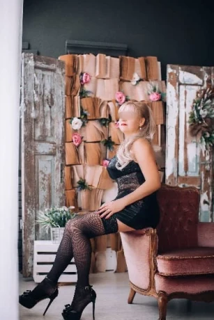 Tina Heisses Busenwunder — 8 / 9