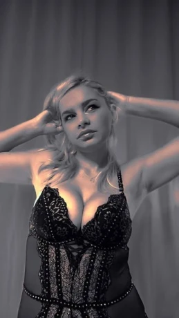 Melany *GANZ NEU* — 2 / 9