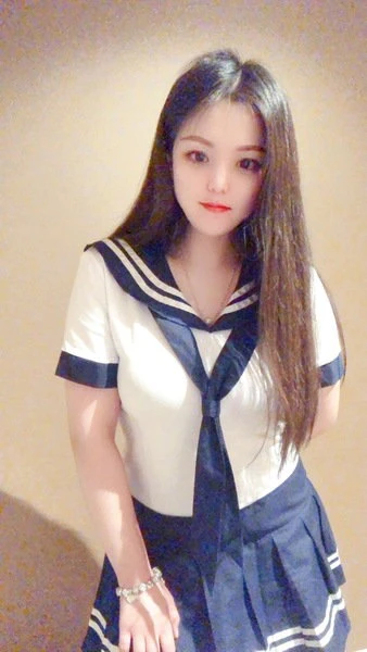 Kiki — 2 / 3