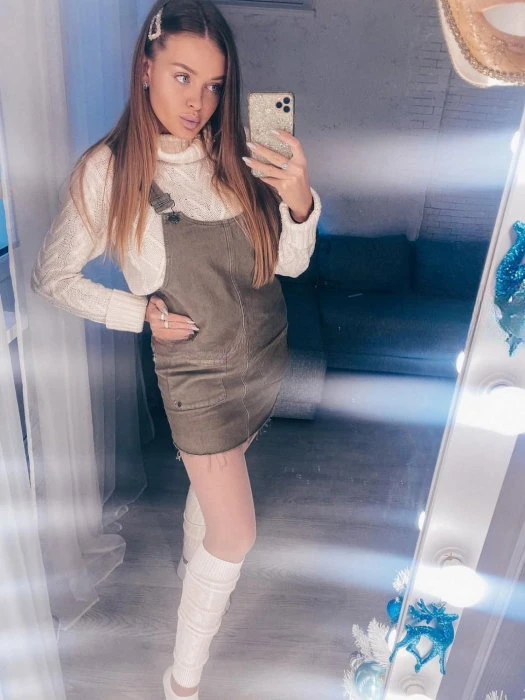 Amelia — 6 / 8