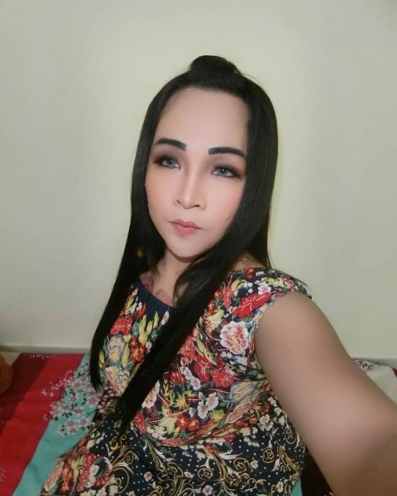 Sarah, Escort, Seeb