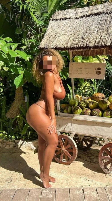 Lola Morena, Escort, Milan