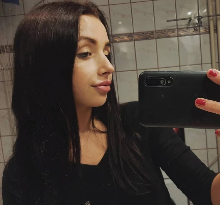 Taral, Escort, Mersin