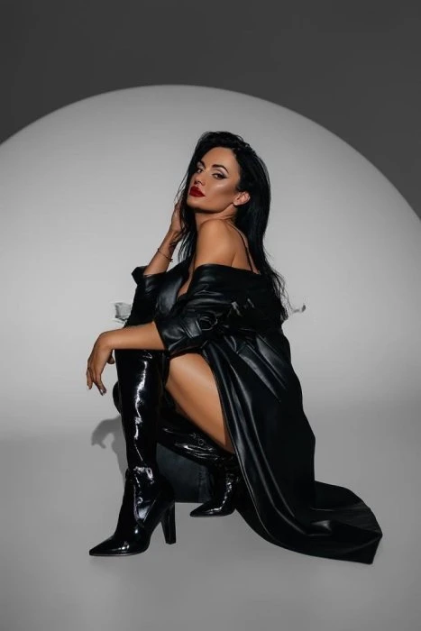 Mariana, Escort, Paris