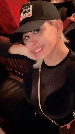 Milagros Titova — 4 / 12